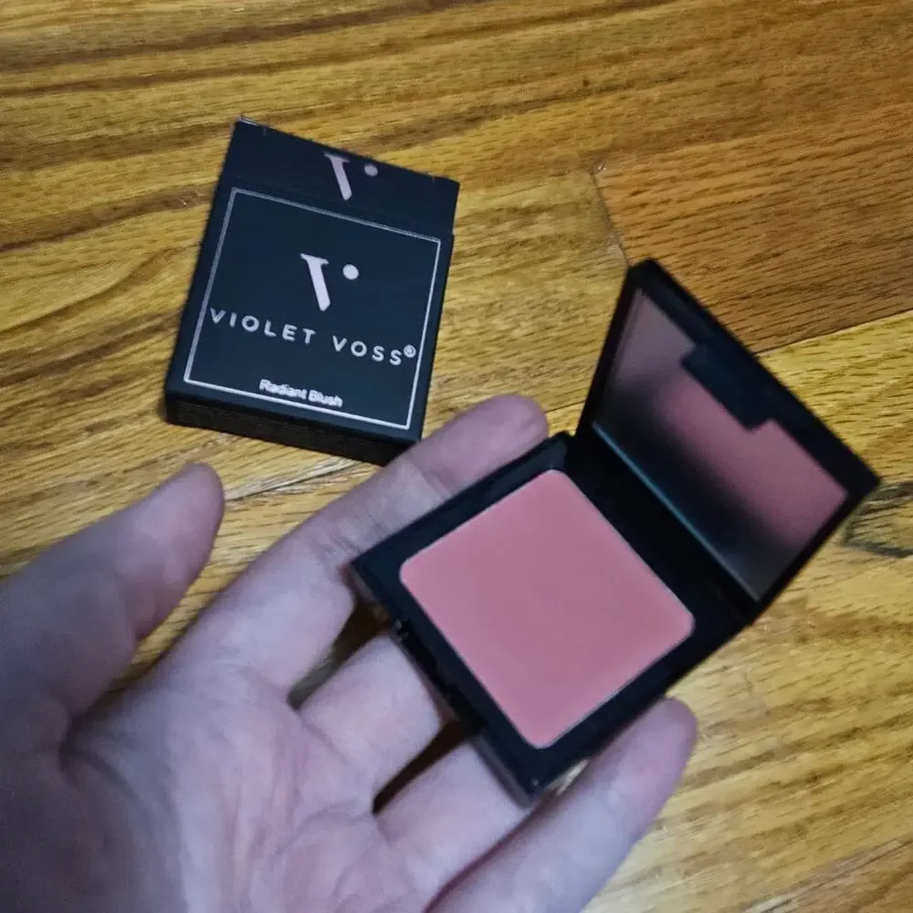 NEW! Violet Voss Radiant Blush Make Me Blush ~ Travel Size